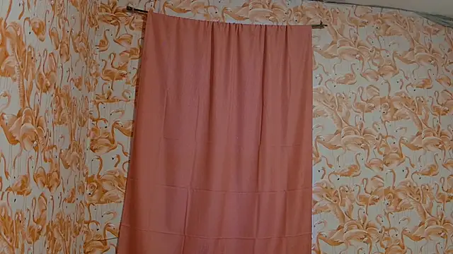 strawberrysmoothie online show from 18, 2, 2026