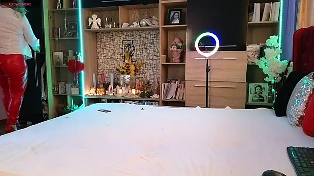 SeductiveCeline online show from 17, 3, 2025