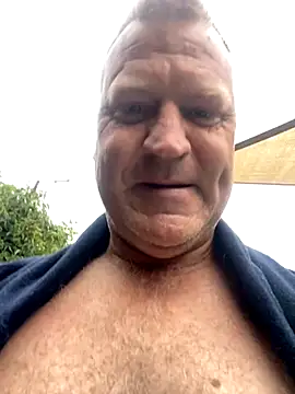 Snapshot of sexycouple109 chatting on 18, 10, 2025 sexycouple109 online show from 18, 10, 2025