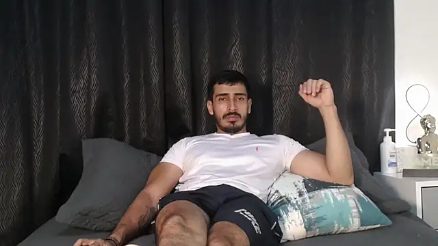 Snapshot of muscle_ares chatting on 7, 10, 2025 muscle ares online show from 7, 10, 2025