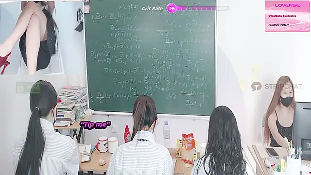 Snapshot of _Math_ chatting on 19, 10, 2025 Math online show from 19, 10, 2025