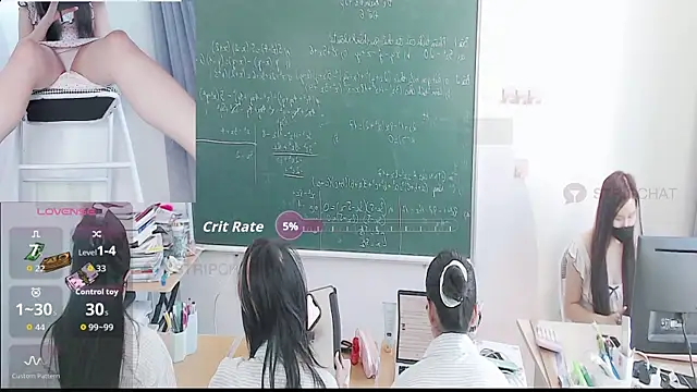 Snapshot of _Math_ chatting on 14, 11, 2025 Math online show from 14, 11, 2025