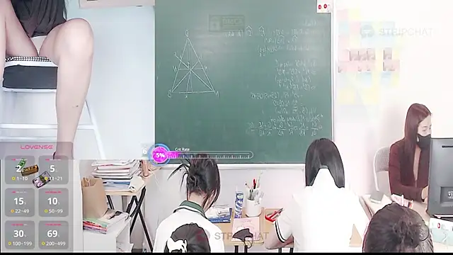 Snapshot of _Math_ chatting on 15, 1, 2026 Math online show from 15, 1, 2026