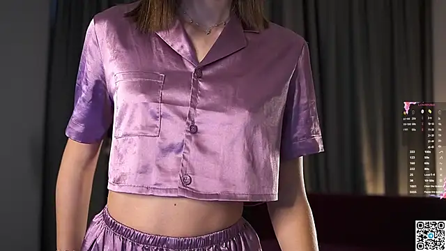 Snapshot of AnneKlint chatting on 7, 12, 2024 AnneKlint online show from 7, 12, 2024