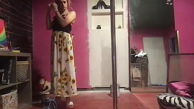 Snapshot of watermellonpussy chatting on 22, 12, 2024 watermellonpussy online show from 22, 12, 2024