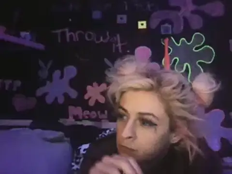 Snapshot of watermellonpussy chatting on 8, 1, 2025 watermellonpussy online show from 8, 1, 2025