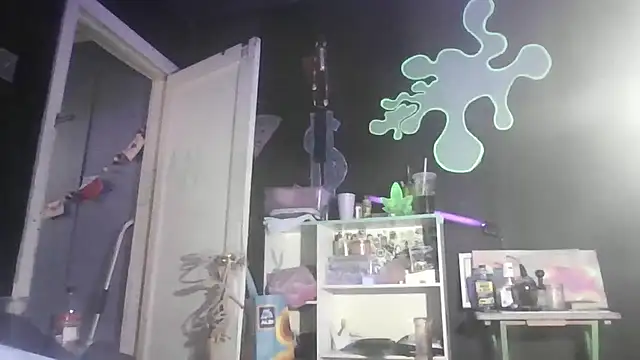 Snapshot of watermellonpussy chatting on 8, 3, 2025 watermellonpussy online show from 8, 3, 2025
