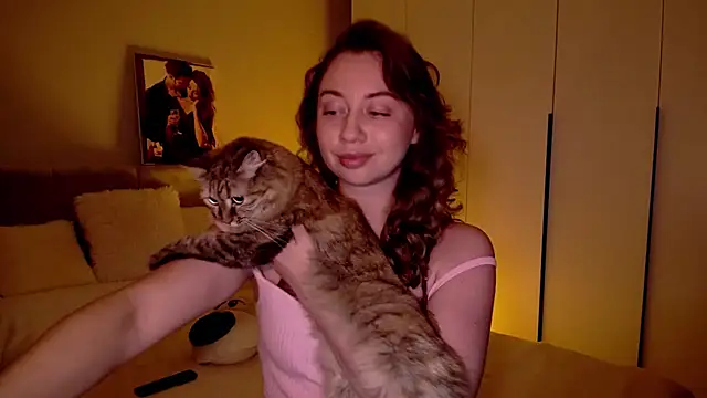 Snapshot of DanielaWisse chatting on 12, 6, 2026 DanielaWisse online show from 12, 6, 2026