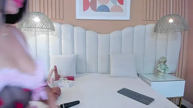 Sara Vanegas online show from 24, 3, 2026