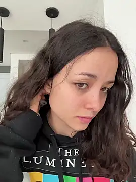 Megan Rodrigo online show from 18, 7, 2026