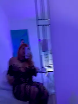 Amber Martins  online show from 15, 11, 2025