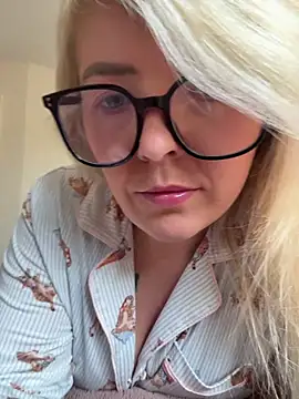 xxcurvyjessiexx online show from 29, 3, 2026