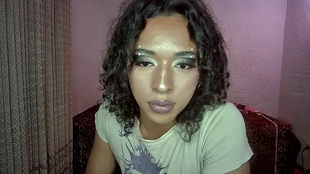 Snapshot of angelsdustxxx chatting on 20, 4, 2026 angelsdustxxx online show from 20, 4, 2026