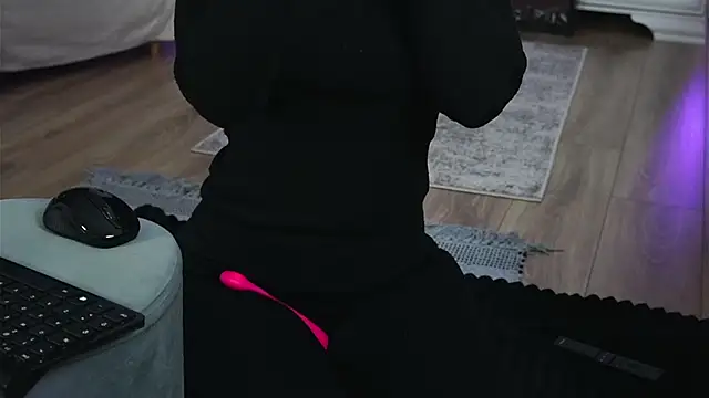 ivyleague  online show from 16, 1, 2026