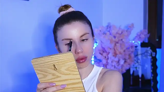 ivyleague  online show from 31, 3, 2026