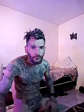 Snapshot of Yuni_clavwro chatting on 13, 10, 2025 Yuni clavwro online show from 13, 10, 2025