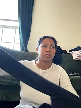 VanessaBling online show from 10, 11, 2025