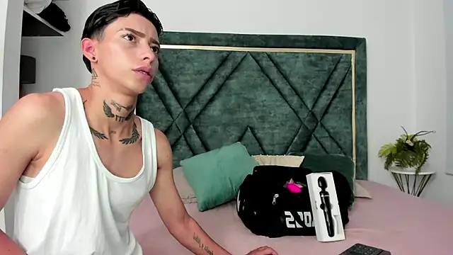 AmberAdams  online show from 4, 2, 2025