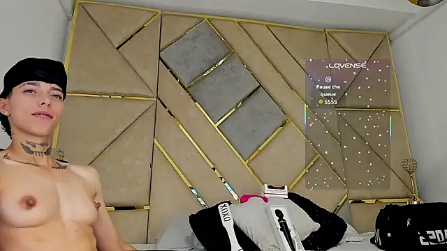 AmberAdams  online show from 12, 9, 2025