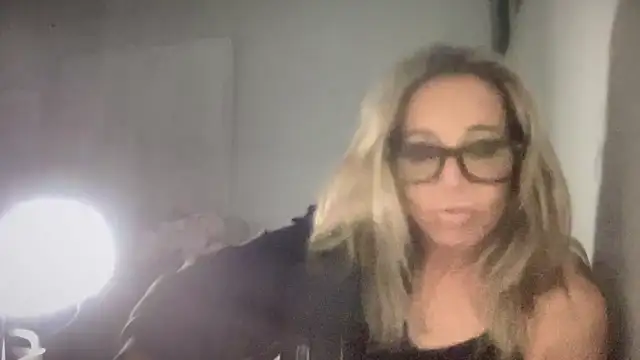 Snapshot of ALEXADANIELLE chatting on 27, 2, 2025 ALEXADANIELLE online show from 27, 2, 2025