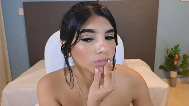 maiaa ruiz online show from 31, 12, 2024