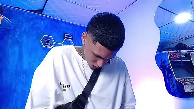 Liam lee online show from 24, 12, 2024