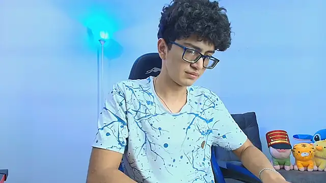 TylerWhite  online show from 15, 11, 2025