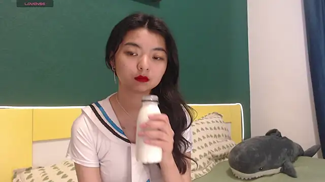 Snapshot of Shy_Kira chatting on 12, 6, 2026 Shy Kira online show from 12, 6, 2026