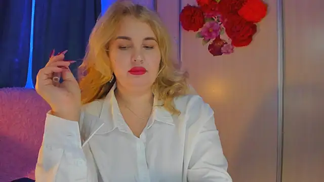 CoraSwon online show from 5, 2, 2025