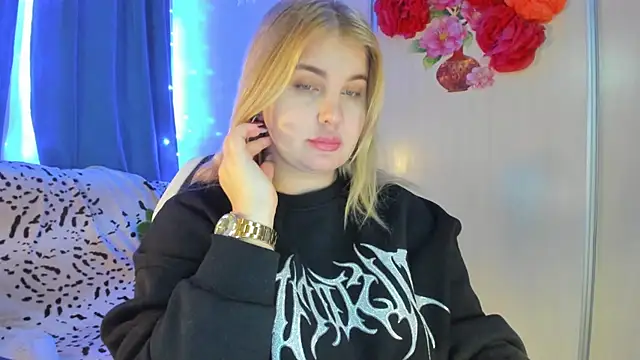 CoraSwon online show from 10, 2, 2025