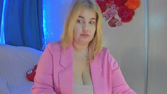 CoraSwon online show from 11, 2, 2025