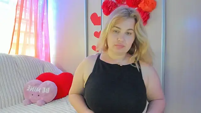 CoraSwon online show from 13, 3, 2025