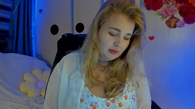 CoraSwon online show from 15, 11, 2025