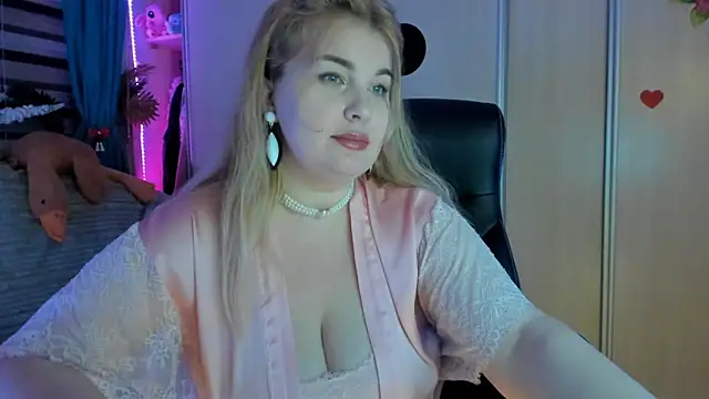 Snapshot of CoraSwon chatting on 18, 2, 2026 CoraSwon online show from 18, 2, 2026