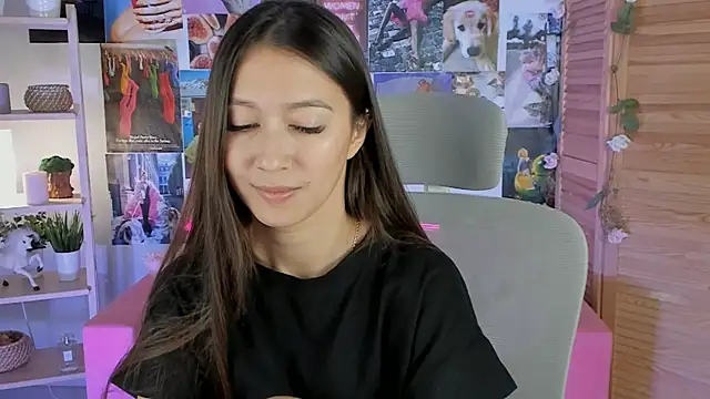 LanaBaker online show from 30, 12, 2024