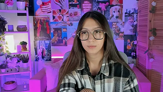 LanaBaker online show from 31, 12, 2024