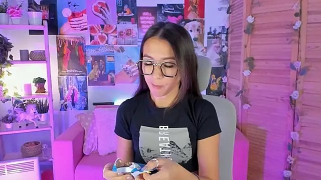 LanaBaker online show from 12, 2, 2025