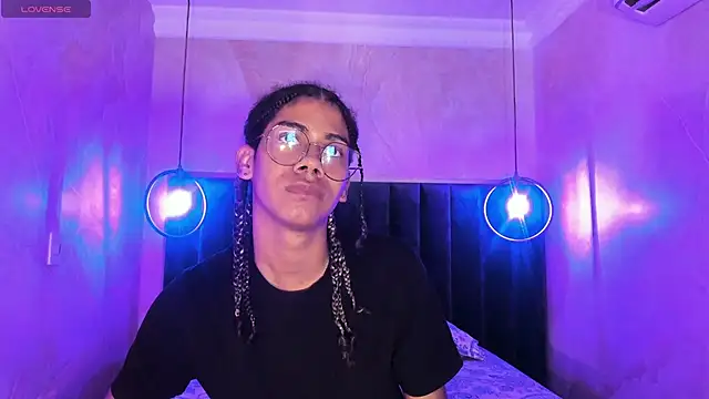 Maxim-Walker online show from 22, 11, 2025