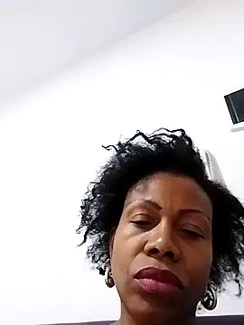 littlebrunett online show from 6, 12, 2024