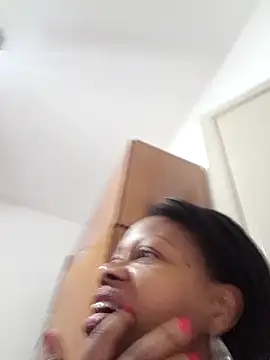 littlebrunett online show from 30, 1, 2025