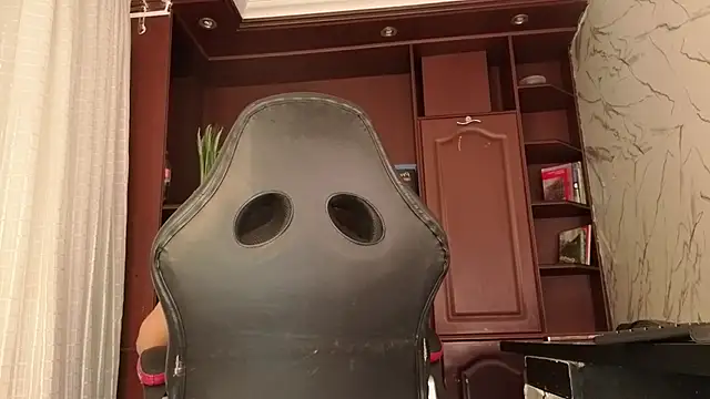 Snapshot of AmberNix chatting on 22, 12, 2025 AmberNix online show from 22, 12, 2025