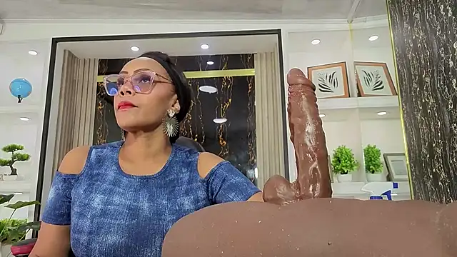 Snapshot of AmberNix chatting on 8, 4, 2026 AmberNix online show from 8, 4, 2026