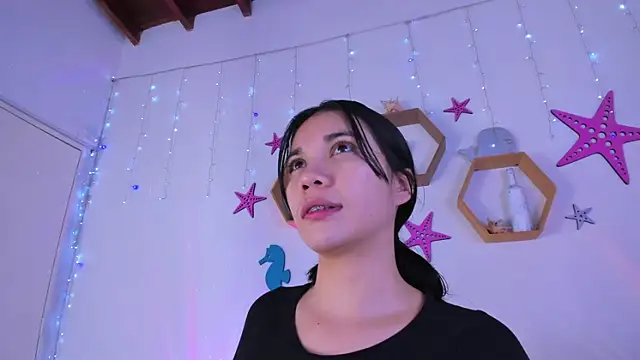 Emiily Parkerr online show from 7, 11, 2025