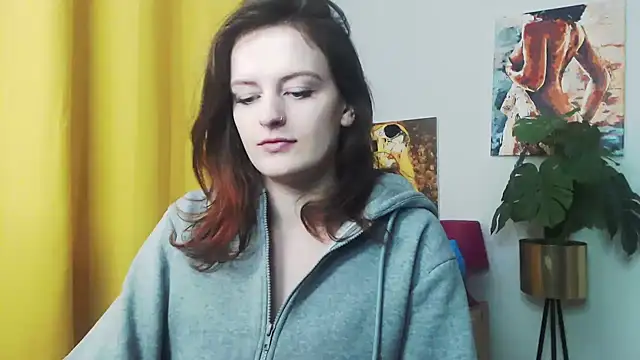 juicyNadine online show from 19, 12, 2024