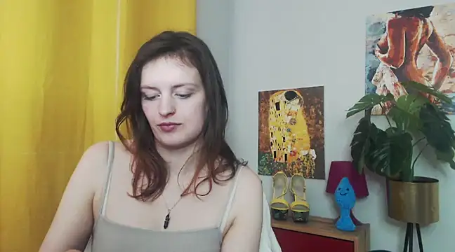 juicyNadine online show from 12, 2, 2025