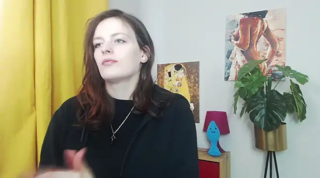 juicyNadine online show from 21, 2, 2025