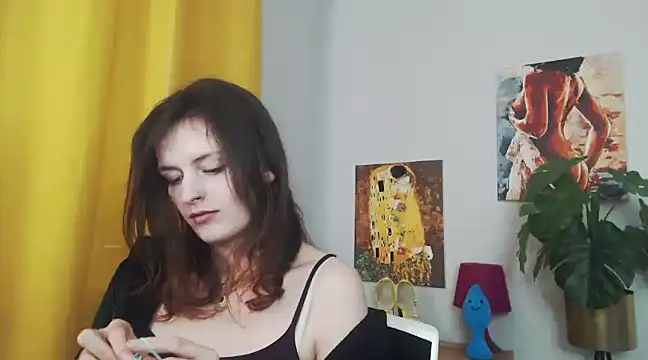 juicyNadine online show from 26, 2, 2025