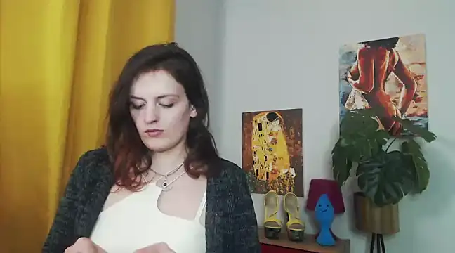 juicyNadine online show from 28, 2, 2025