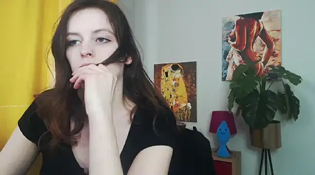 juicyNadine online show from 19, 3, 2025