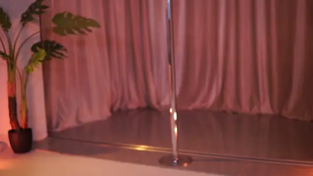 NatyDesiree online show from 29, 3, 2026